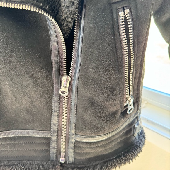 Zara size small. Oversized. - Picture 5 of 16